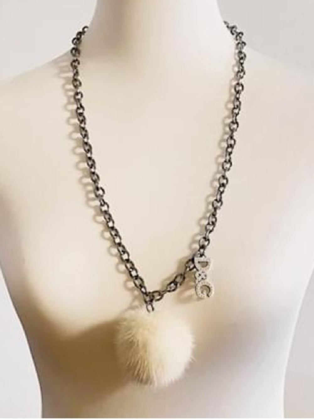 New Dolce Gabbana Necklace with Fur Charm - Picture 2 of 3